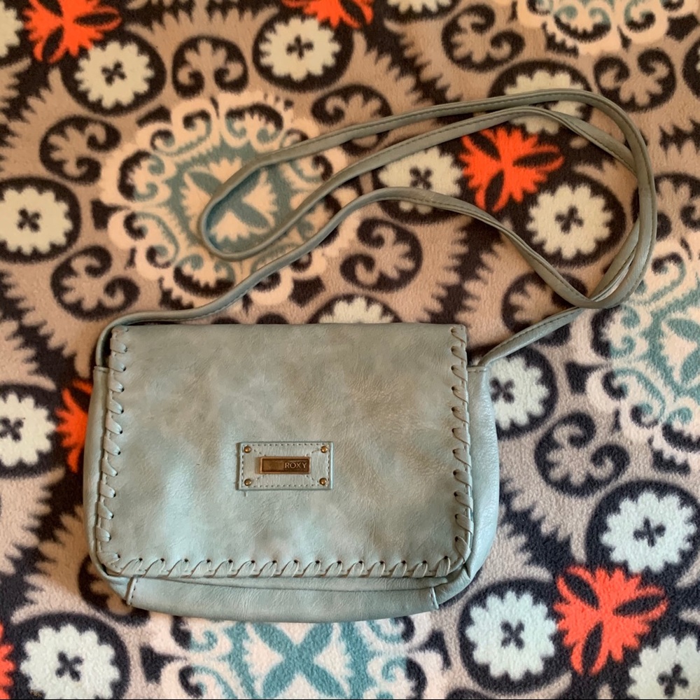 Roxy crossbody